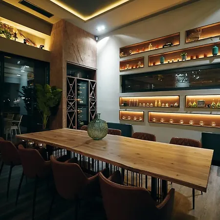 Concept 3 Vila Na Vodi *